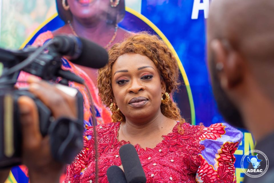 Rdc La Députée Nationale Solange Masumbuko Inspire Plus De 500 Femmes Lors De La Célébration 